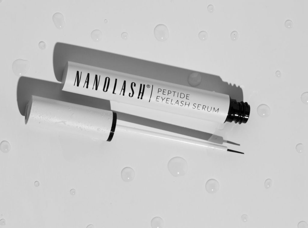 Nanolash Peptide Eyelash Serum – un rituel de soin haut de gamme qui révèle la densité naturelle des cils